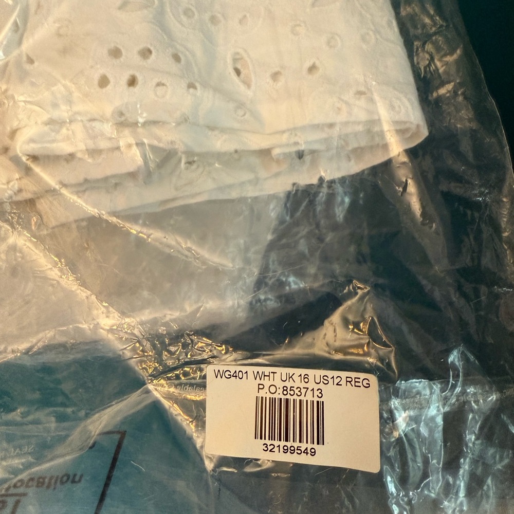 Boden White Eyelet Pencil Skirt - Picture 12 of 12